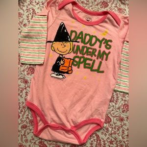 EUC Daddy’s Under My Spell Onesie “Peanuts” 9M